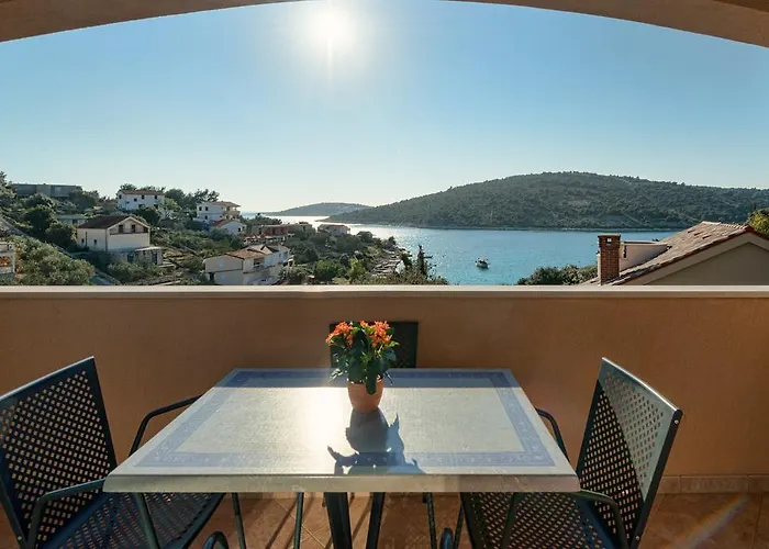 Casa vacanze Mirna Vala *