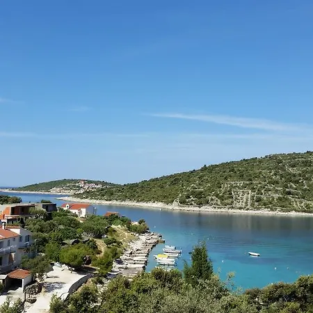 Holiday home Mirna Vala Sevid