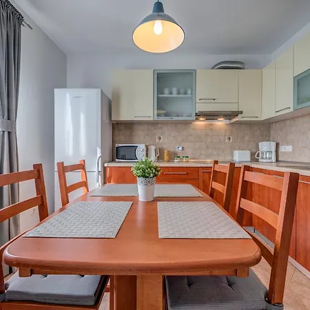 Holiday home Mirna Vala *